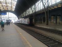 перрон для поездов